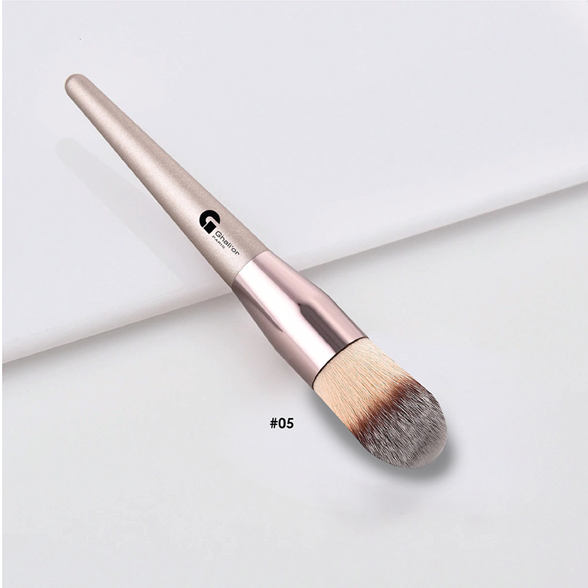 N5 Foundation Brush