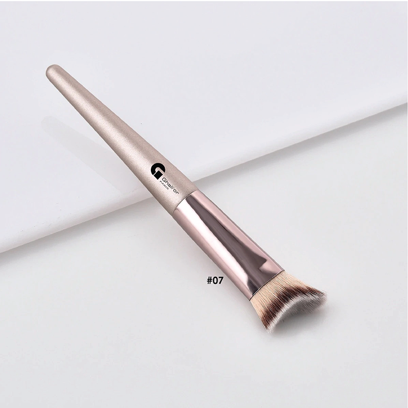 N7 Blusher Contouring Brush